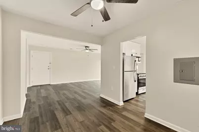 882 College Parkway #882-30, Rockville, MD 20850 - Photo 10