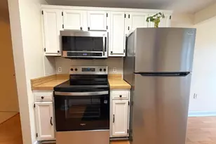 18120 Chalet Dr, Germantown, MD 20874 - Photo 10