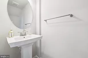 19566 Village Walk Dr, Montgomery Village, MD 20886 - Photo 20