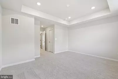 19566 Village Walk Drive, Montgomery Village, MD 20886 - Photo 12