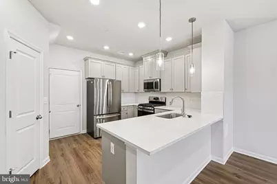 19566 Village Walk Drive, Montgomery Village, MD 20886 - Photo 2