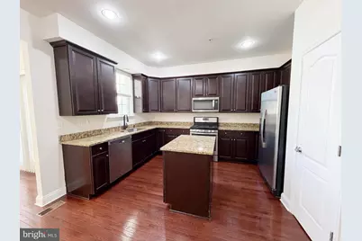 23008 Meadow Mist Road, Clarksburg, MD 20871 - Photo 2