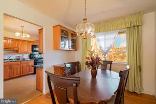 4709 Iris Pl, Rockville, MD 20853 - Photo 12