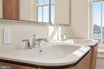 10339 Old Georgetown Road #201, Bethesda, MD 20814 - Photo 10