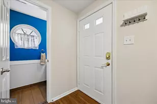 32 Amarillo Ct, Germantown, MD 20874 - Photo 2