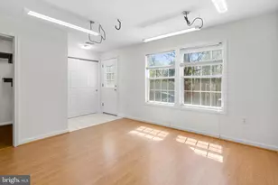 12002 Cherry Blossom Pl, Gaithersburg, MD 20878 - Photo 24