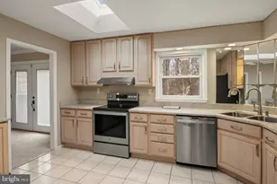 12425 Pretoria Dr, Silver Spring, MD 20904 - Photo 12