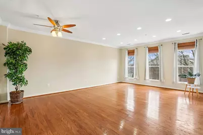 723 Main Street #723-B, Gaithersburg, MD 20878 - Photo 6