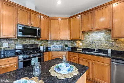 224 N Summit Avenue, Gaithersburg, MD 20877 - Photo 14