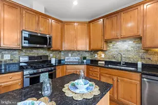 224 N Summit Ave, Gaithersburg, MD 20877 - Photo 14