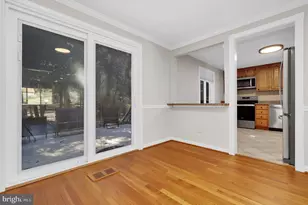 19103 Capehart Dr, Montgomery Village, MD 20886 - Photo 8