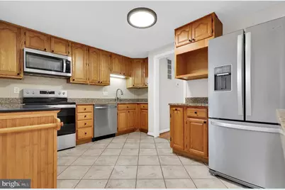 19103 Capehart Drive, Montgomery Village, MD 20886 - Photo 4