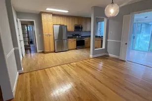 5528 Warwick Pl, Chevy Chase, MD 20815 - Photo 10