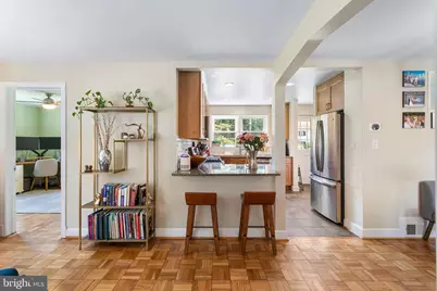 7100 Western Avenue, Chevy Chase, MD 20815 - Photo 10