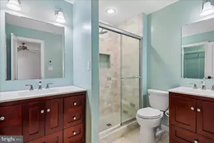 14002 Drake Dr, Rockville, MD 20853 - Photo 46