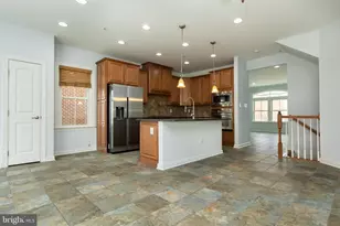 336 Grand St, Gaithersburg, MD 20878 - Photo 16