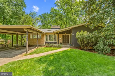 9115 Levelle Drive, Chevy Chase, MD 20815 - Photo 2