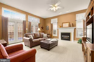 21523 Fox Field Cir, Germantown, MD 20876 - Photo 12