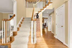 21523 Fox Field Cir, Germantown, MD 20876 - Photo 2