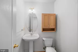 10551 Tuckerman Heights Cir, North Bethesda, MD 20852 - Photo 10