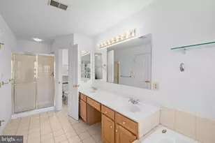 10551 Tuckerman Heights Cir, North Bethesda, MD 20852 - Photo 26