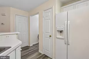 18715 Sparkling Water Dr, Germantown, MD 20874 - Photo 30