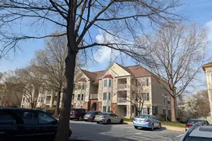 18715 Sparkling Water Dr, Germantown, MD 20874 - Photo 2