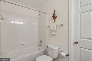 18715 Sparkling Water Dr, Germantown, MD 20874 - Photo 36