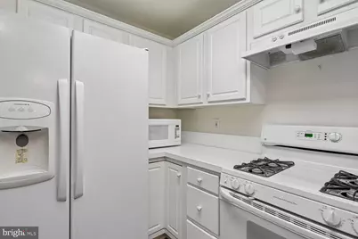 18715 Sparkling Water Drive #9-202, Germantown, MD 20874 - Photo 28