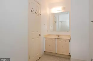 11400 Dorchester Ln, Rockville, MD 20852 - Photo 26