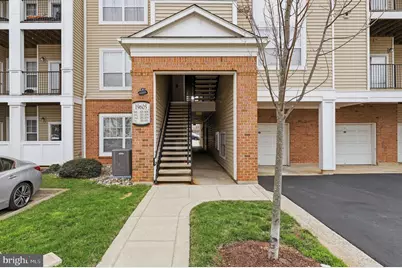 19605 Galway Bay Circle #304, Germantown, MD 20874 - Photo 2