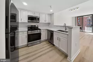 11710 Old Georgetown Rd, North Bethesda, MD 20852 - Photo 4