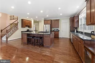 7023 Cypress Hill Dr, Gaithersburg, MD 20879 - Photo 10