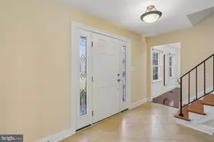 738 Tiffany Ct, Gaithersburg, MD 20878 - Photo 2