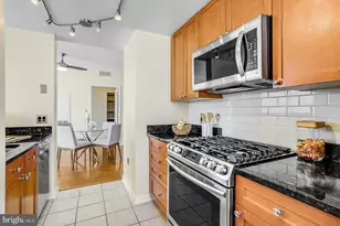930 Wayne Ave, Silver Spring, MD 20910 - Photo 12