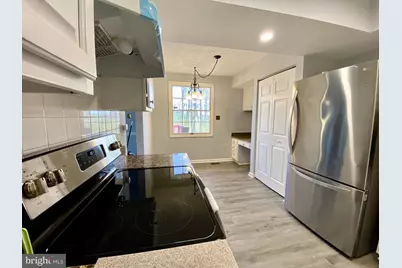 12421 Walnut Cove Circle, Germantown, MD 20874 - Photo 10