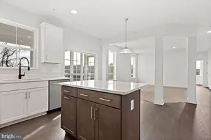 20821 Brooke Knolls Rd, Gaithersburg, MD 20882 - Photo 8