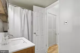 4 Monroe St, Rockville, MD 20850 - Photo 14