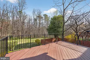 7521 Coddle Harbor Ln, Potomac, MD 20854 - Photo 32