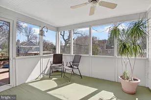 7905 Sleaford Pl, Bethesda, MD 20814 - Photo 22