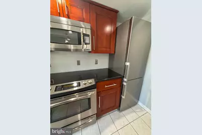 921 Hillside Lake Terrace #306, Gaithersburg, MD 20878 - Photo 10