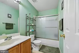 217 Church Gate Ln, Gaithersburg, MD 20878 - Photo 46