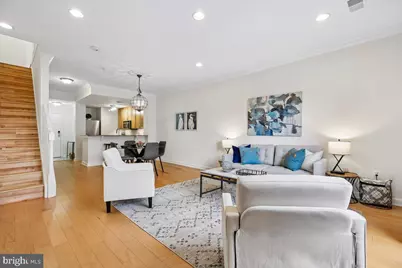 801 Pleasant Drive #80111, Rockville, MD 20850 - Photo 4