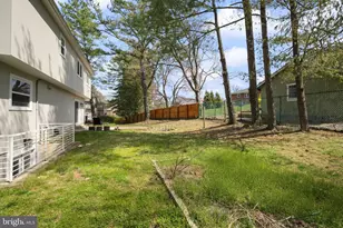 17616 Garrett Dr, Gaithersburg, MD 20878 - Photo 44