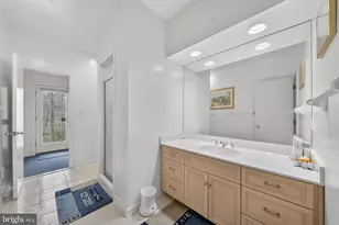 2 Lake Potomac Ct, Potomac, MD 20854 - Photo 50