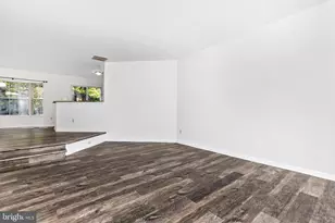 49 Lake Park Ct, Germantown, MD 20874 - Photo 4