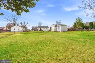 1105 Edmonston Dr, Rockville, MD 20851 - Photo 26