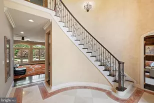 11724 Gainsborough Rd, Potomac, MD 20854 - Photo 8