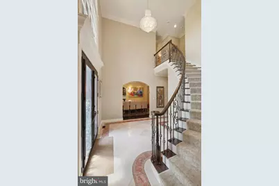 11724 Gainsborough Road, Potomac, MD 20854 - Photo 8