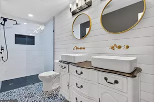 896 Windbrooke Dr, Gaithersburg, MD 20879 - Photo 1